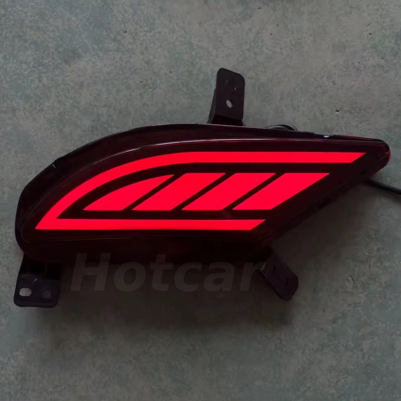 Mahindra XUV700 LED Bumper Reflector Light